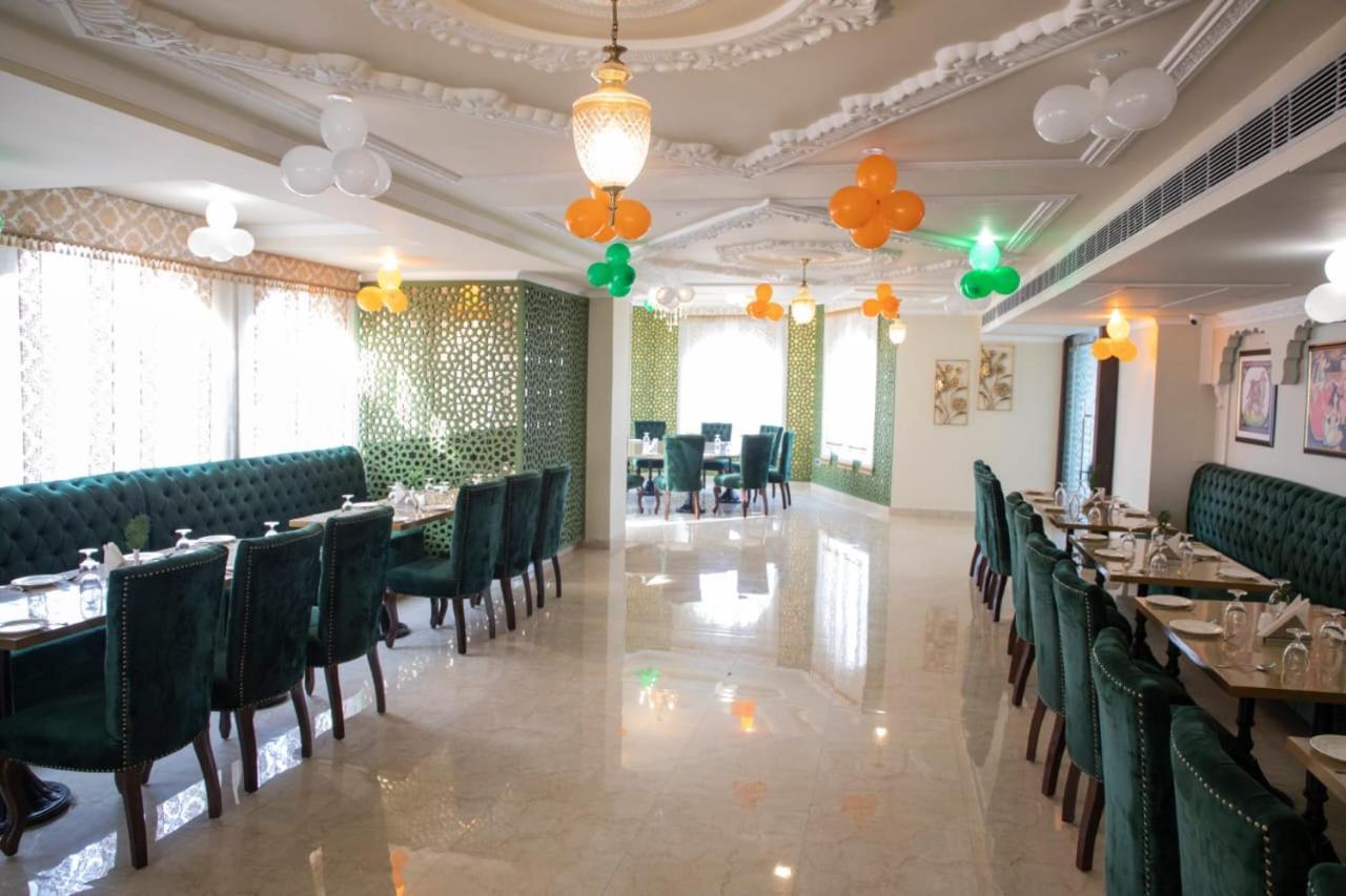 Indralok Palace Hotel & Resort Morena Εξωτερικό φωτογραφία